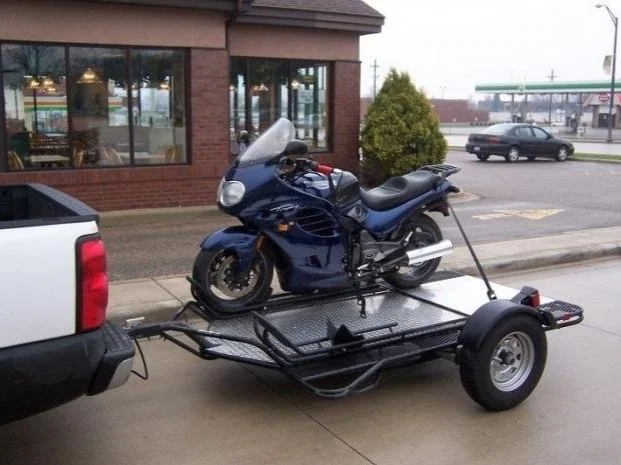 Moottoripyörien maahantuonti ja siirtoajot